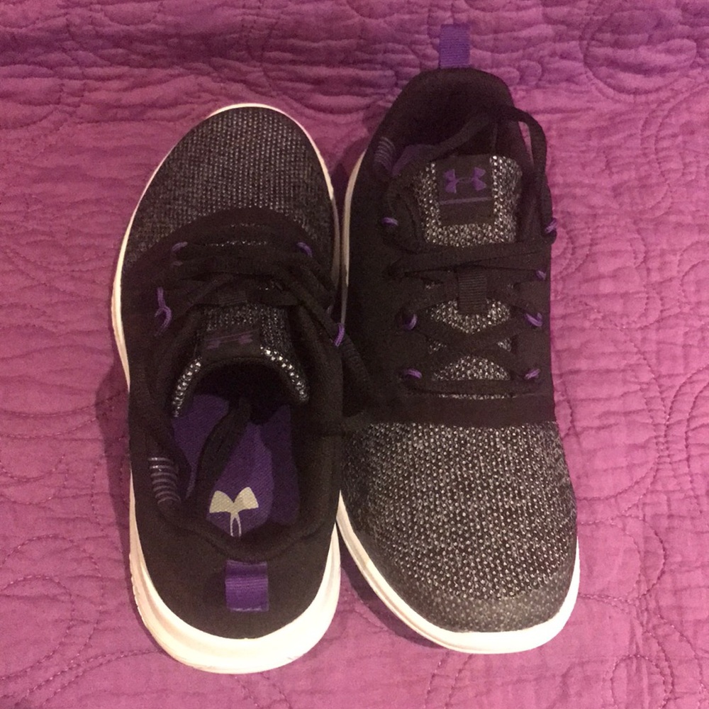 Under Armour Training Shoes - Picture 4 of 5